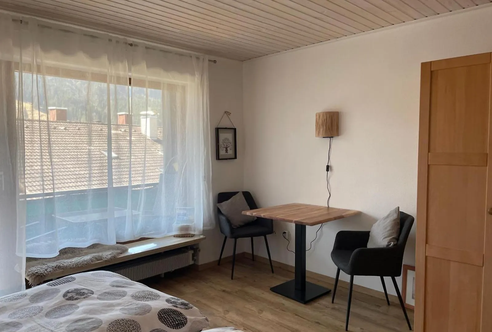 Hindelang Hideaway, Newly Renovated, Southern Balconies, Central Location Bad Hindelang
